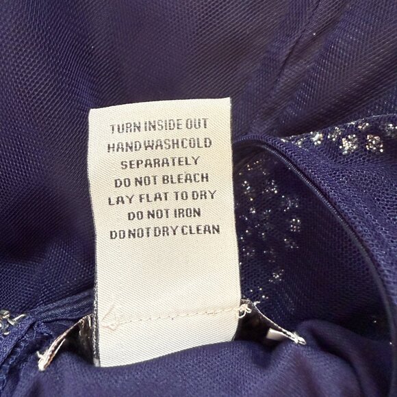 Social Code navy and silver sparkle halter illusion dress lined size 0 - Picture 15 of 15